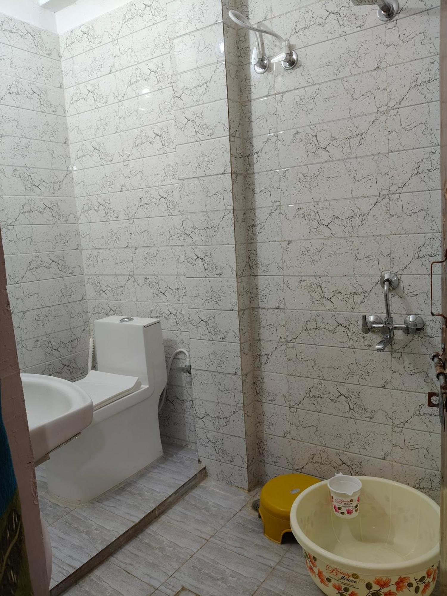 Sharda Homestay Ayodhya Buitenkant foto
